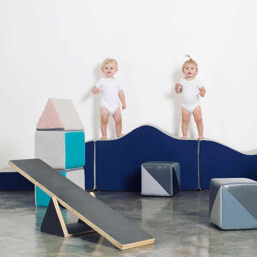 Wave Set Wall – PlayOn